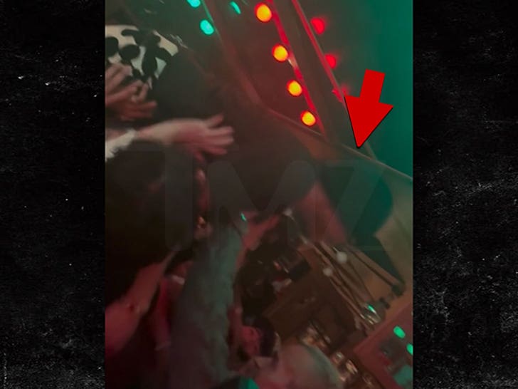 122525_anderson_paak_crowd_surf