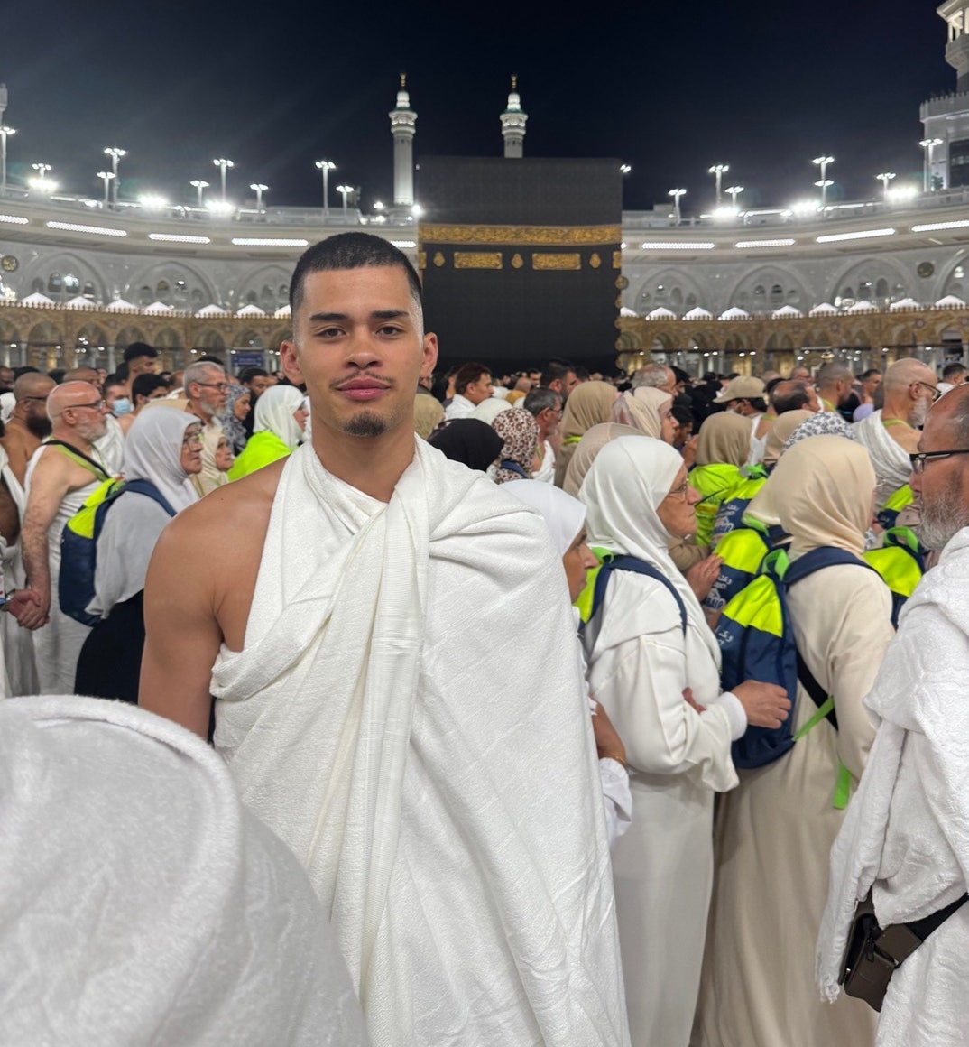 Sneako Social Shots 3