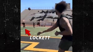 Colin Kaepernick Posts Video Of Entire Workout With Seahawks Star Tyler Lockett