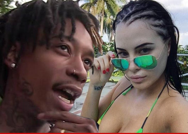 Sorry, celebrity porn fans ... looks like the tape featuring Wiz Khalifa an...