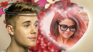 Justin Bieber -- Weekend Long Love-Fest With Selena Gomez