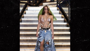 Madonna's Daughter Lourdes Leon Models Seashell Top, Ripped Denim at NYFW
