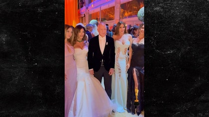 030125-jeff-bezos-sofia-vergara-kal