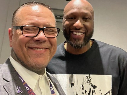 lamar odom reconnecting with rehab owner her met in 2023