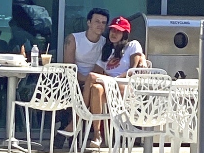 YUNGBLUD with girlfriend in san diego backgrid 1