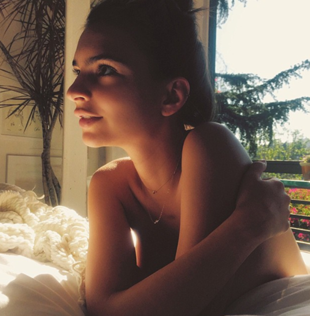 emily_ratajkowskis_topless_nsfw_photos24