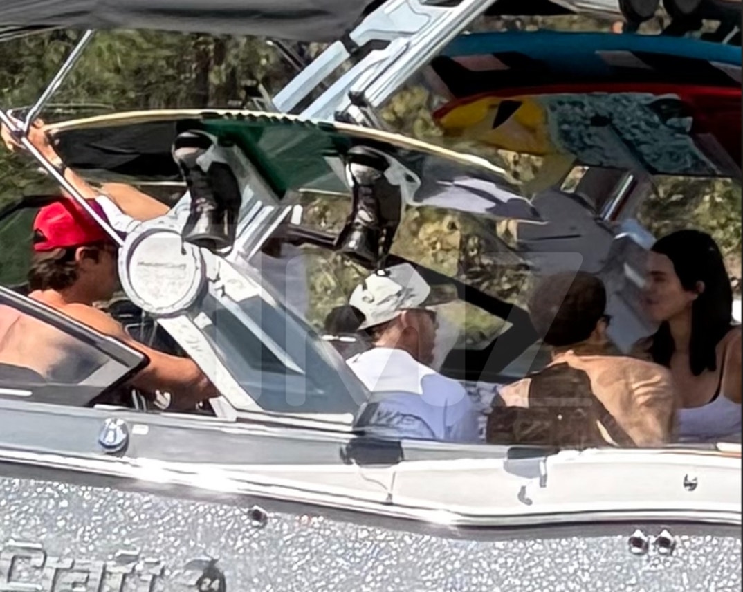 Biebers Kendall Jacob Lake Idaho 12