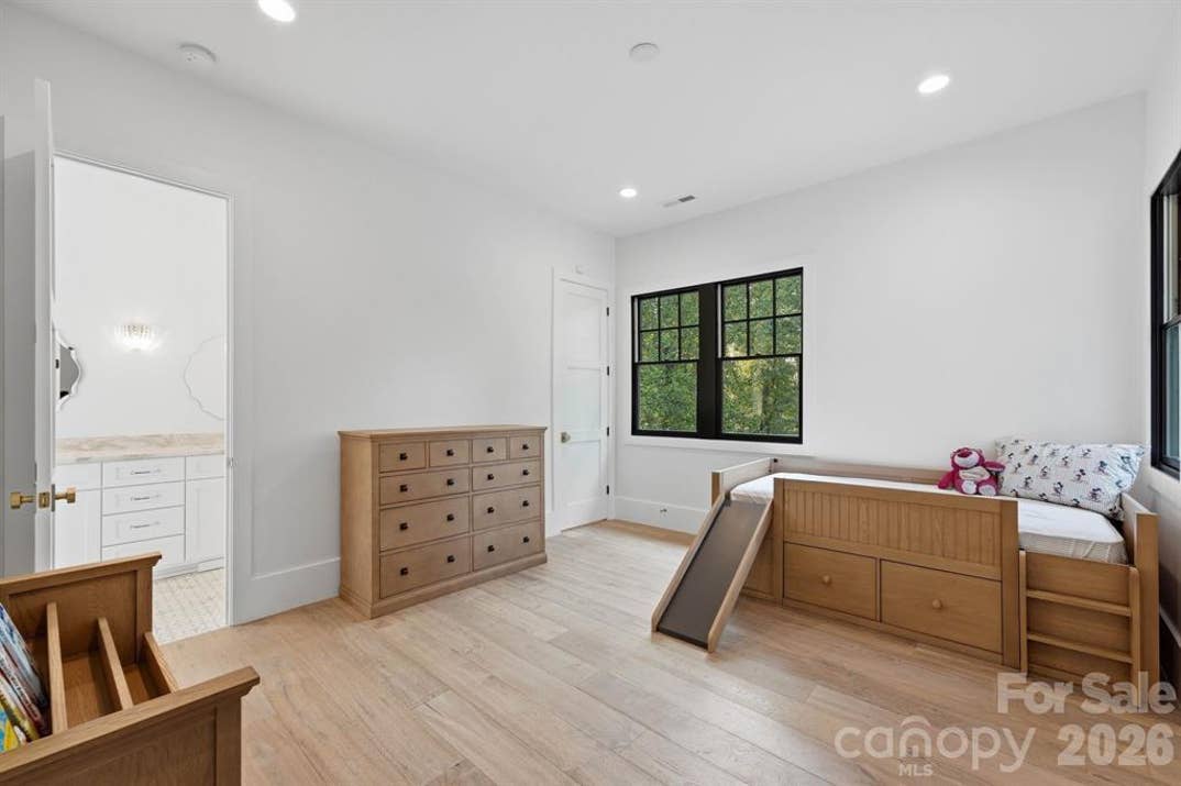 DJ Moore Charloote Home For Sale 23
