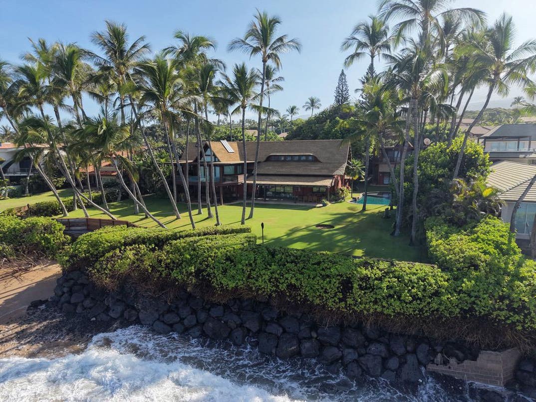 Jim Carrey Maui Mansion 3