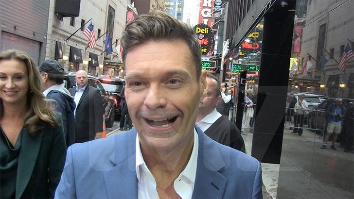 100824_ryan_seacrest_cal