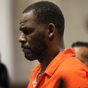 Opening Statements in R. Kelly Chicago Case Include Allegations of Sex with Kids