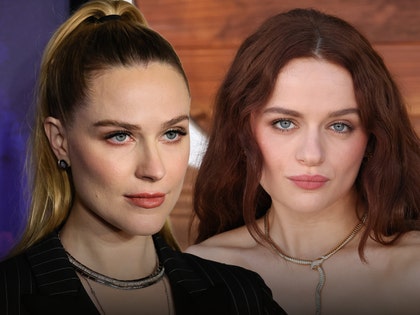 Joey King and evan rachel wood getty 1