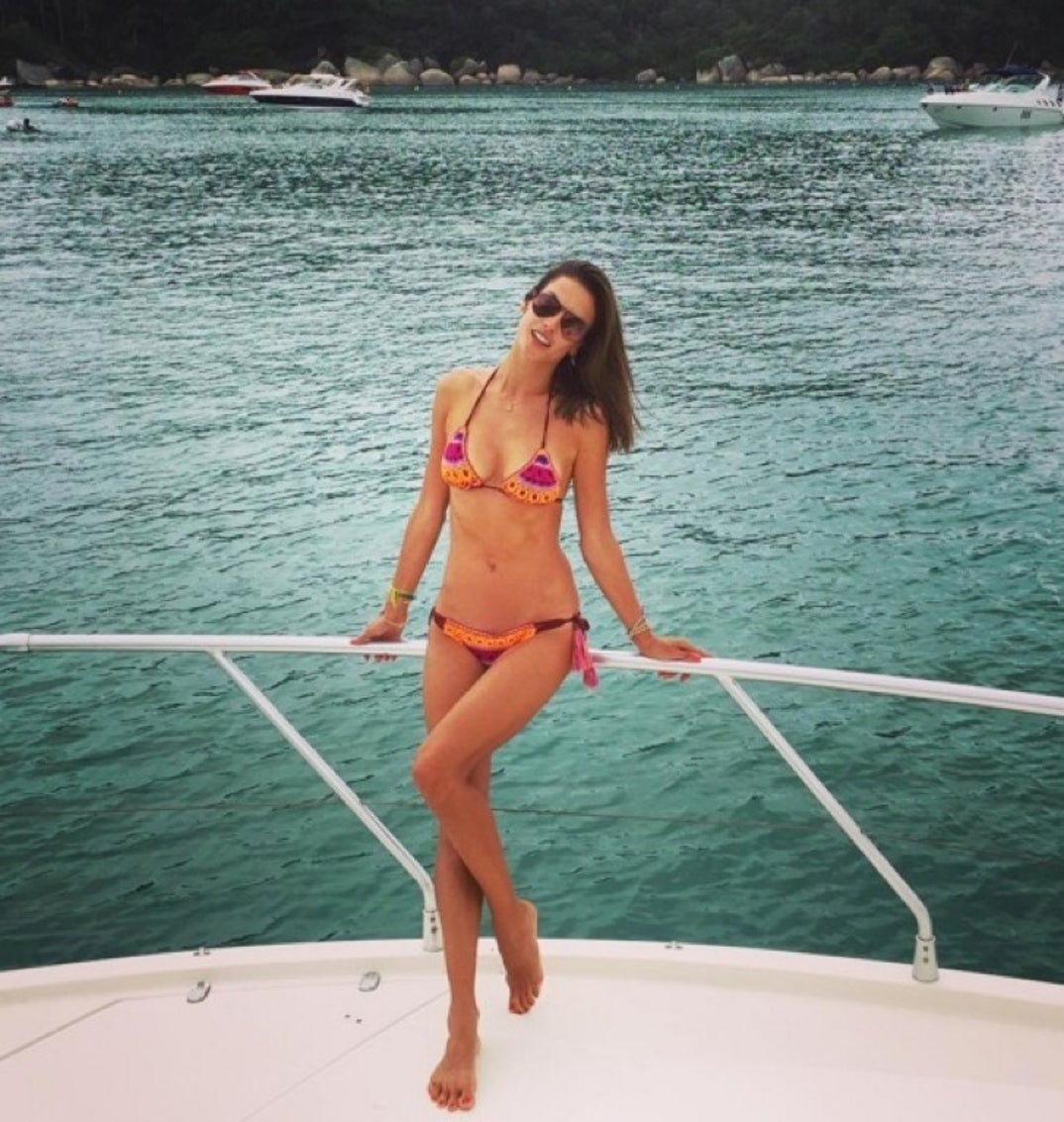 0408_alessandra_ambrosio02