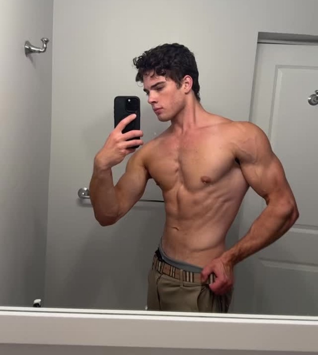 Clavicular Hot Shots 1