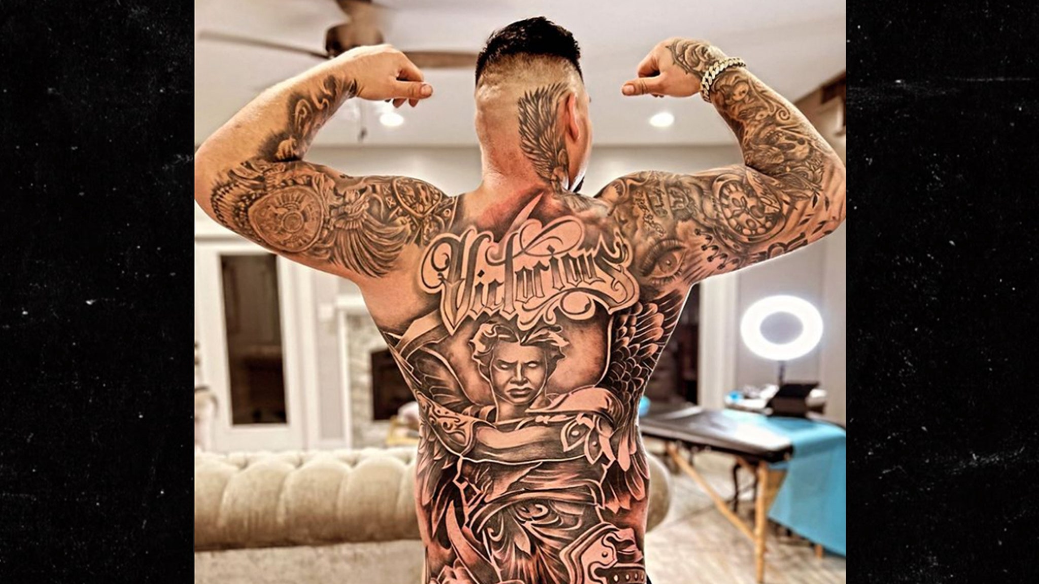 Boxing Star Andy Ruiz Gets Massive Backside Tattoo, Butt Cheeks