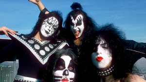 KISS 'Alive!' Handwritten Letters Up For Auction, Could Fetch $150k