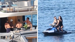 091825-efron-crawford-merritt-teller-primary