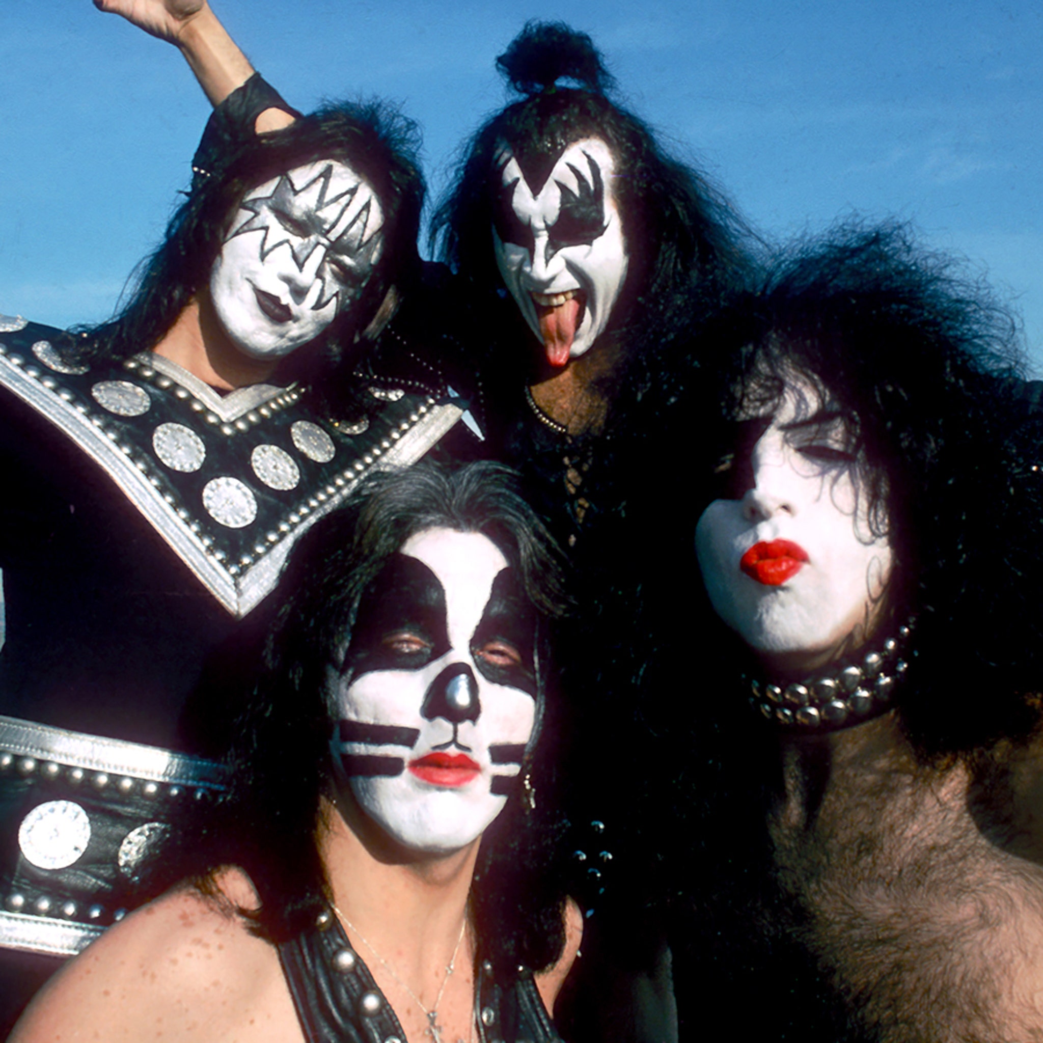 KISS 'Alive!' Handwritten Letters Up For Auction, Could Fetch $150k