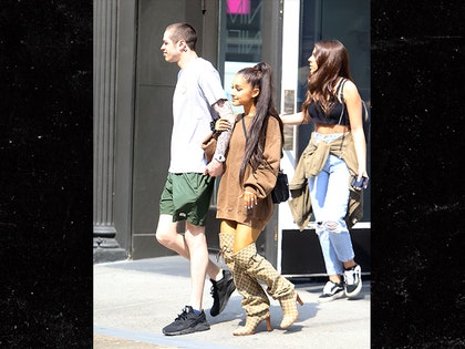 0619-ariana-grande-pete-davidson-the-image-direct-02