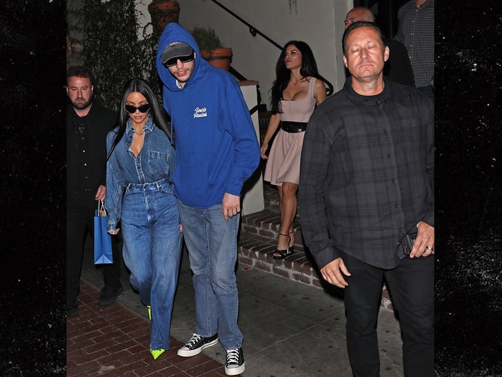 Kim Kardashian ve Pete Davidson, Jeff Bezos ve Lauren Sanchez ile Çifte Randevu