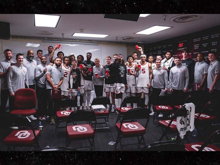 oklahoma basketball team tribute to toby keith twitter