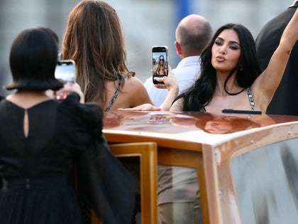 0626-Kriss-Khloe-Kim-Kardashian-Bezos-Reception-Boat-SUB