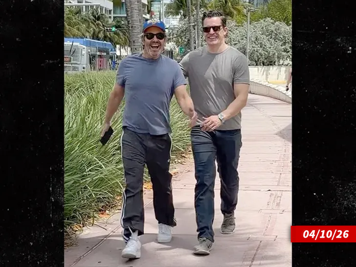 sub andy cohen kevin sobieski backgrid