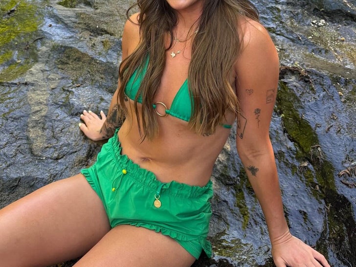 Stars In Green Bikinis