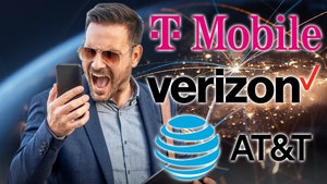 AT&T, Verizon and T-Mobile Hit With Cell Phone Outages Nationwide