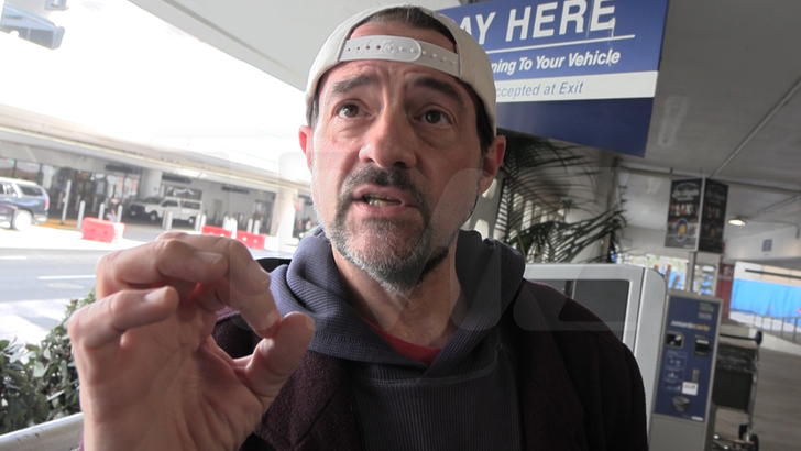 111025 kevin smith kal.jpg