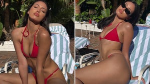 0114-Cindy-Kimberly-Red-Bikini-Pics-hero