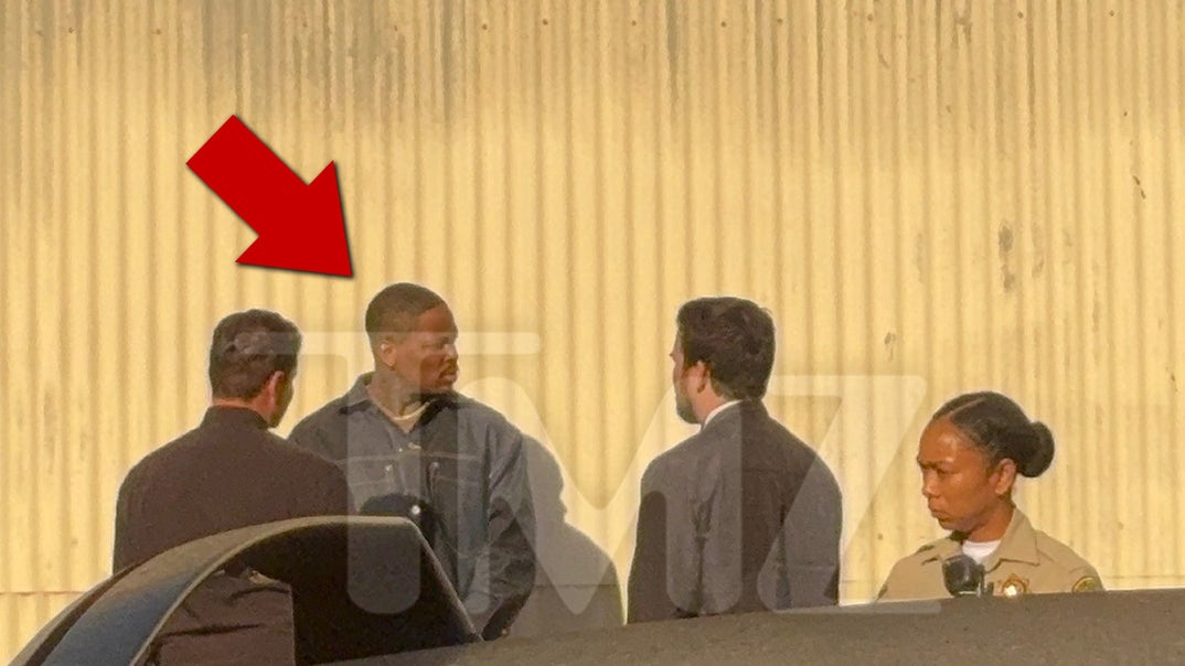 0723-YG-Gets-Detained-PRIMARY-2
