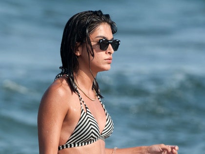 Lucia Rivera Romero ibiza bikini photos-07