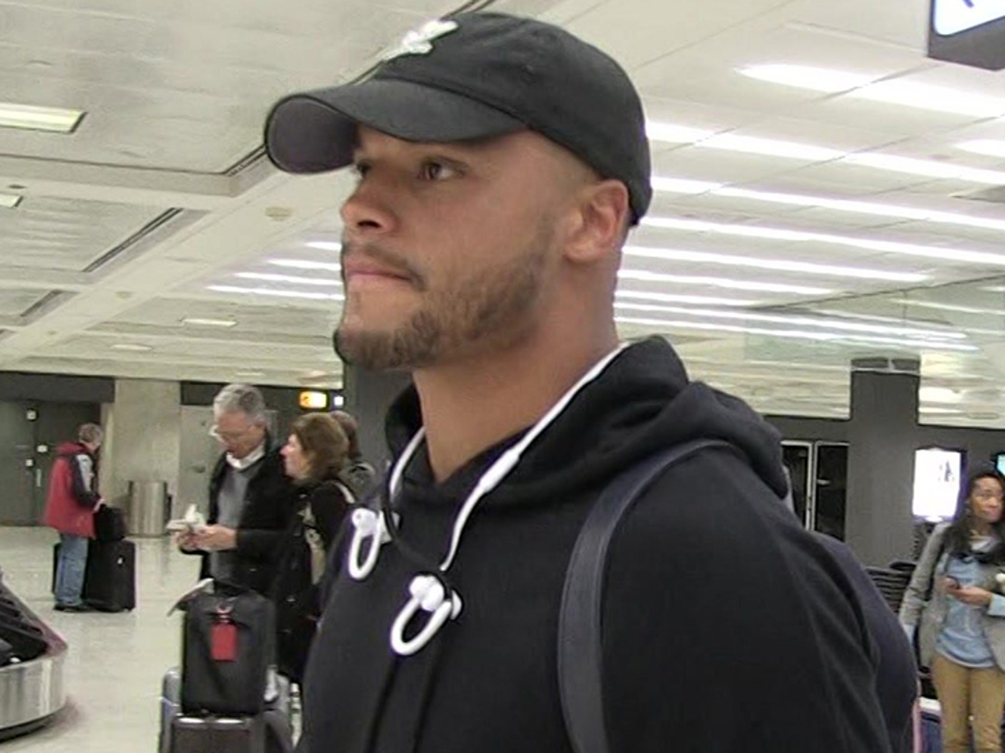 Dallas Cowboys QB Dak Prescott's dog faces 'dangerous dog' hearing after  biting woman in Frisco