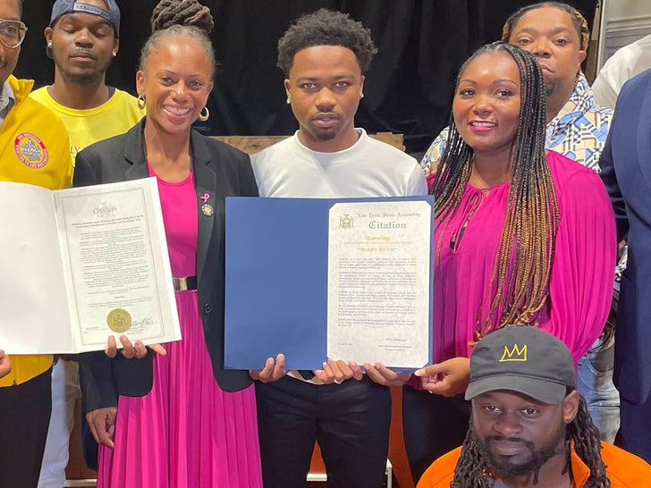 Roddy Ricch Surprises NY Students and Gets Citation