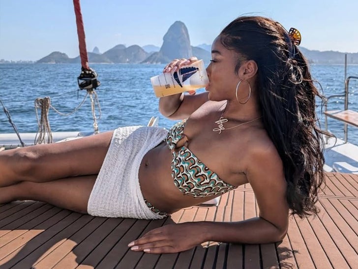 0826-Keke-Palmer-Hot-Shots-Sub1
