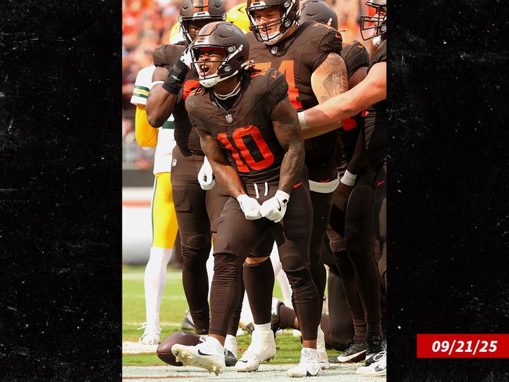 quinshon judkins sub getty swipe 2