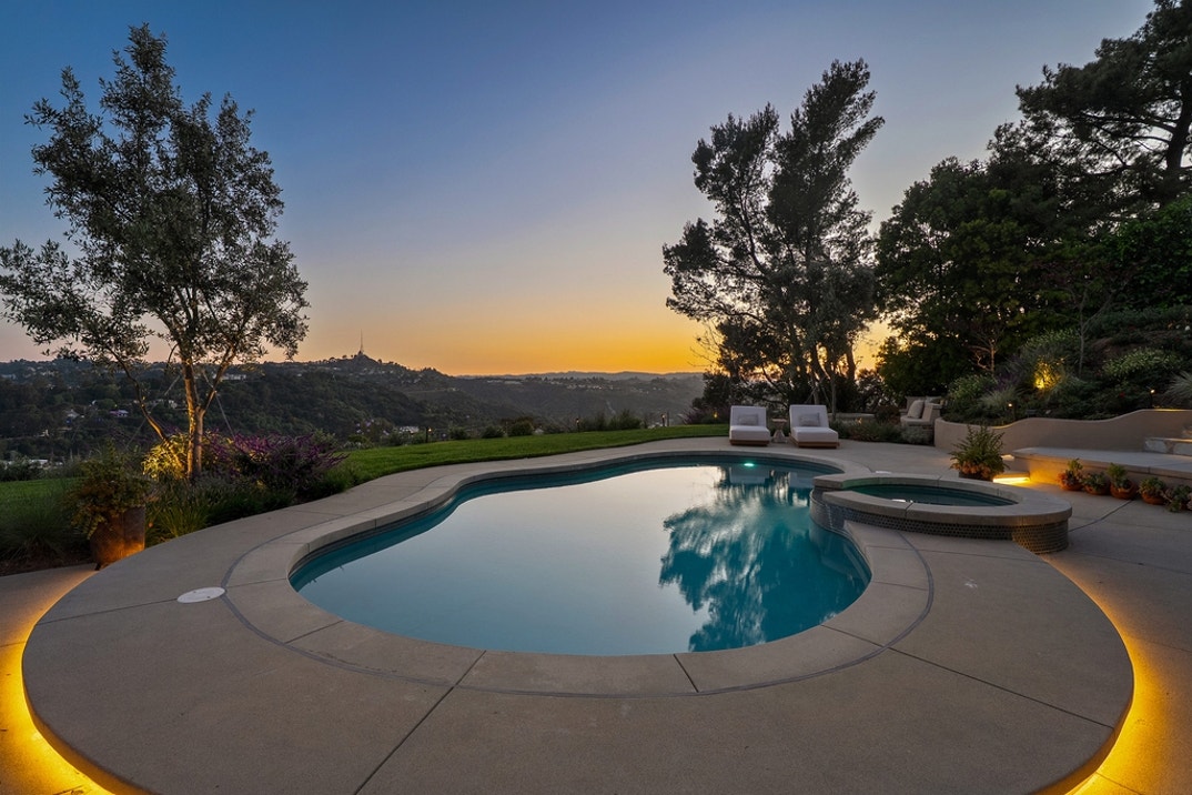 Chris Evans Hollywood Home 7