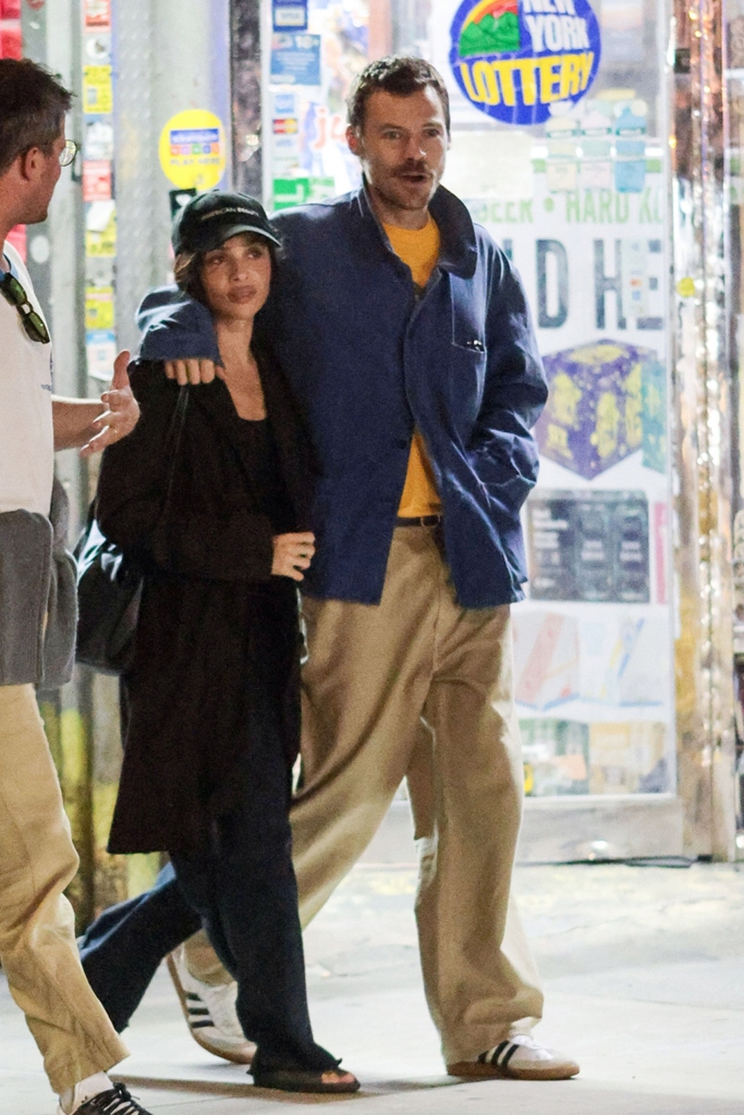 Zoe Kravitz Harry Styles Heat Cozy Up NYC 2
