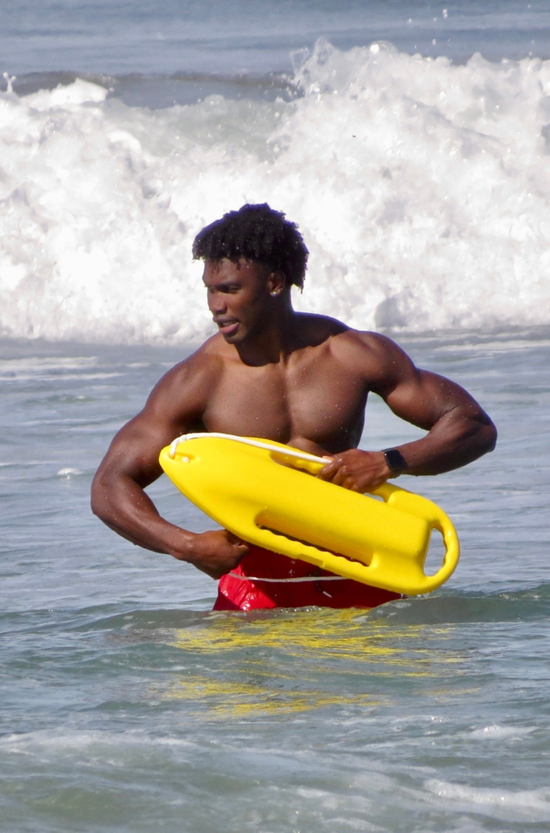 Noah Beck Baywatch Cast Malibu 6