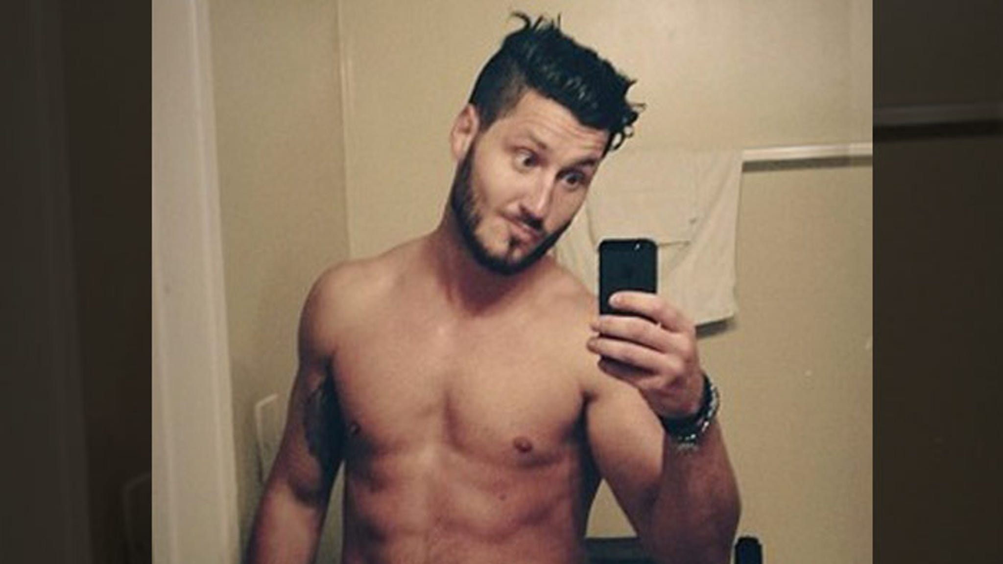 18 Sexy Shirtless Shots of DWTS Pro Val Chmerkovskiy For 