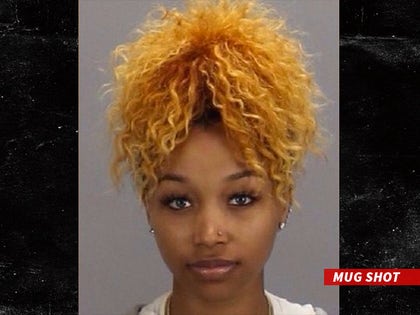 0617_Zonnique-Pullins_mug_clayton_county