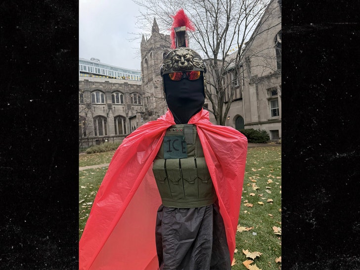 manikins Lake Street Church of Evanston 2