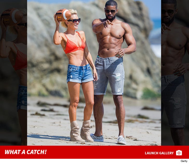 NFL's Kerry Rhodes -- Ballin' On the Beach ... With Hot Fiancee