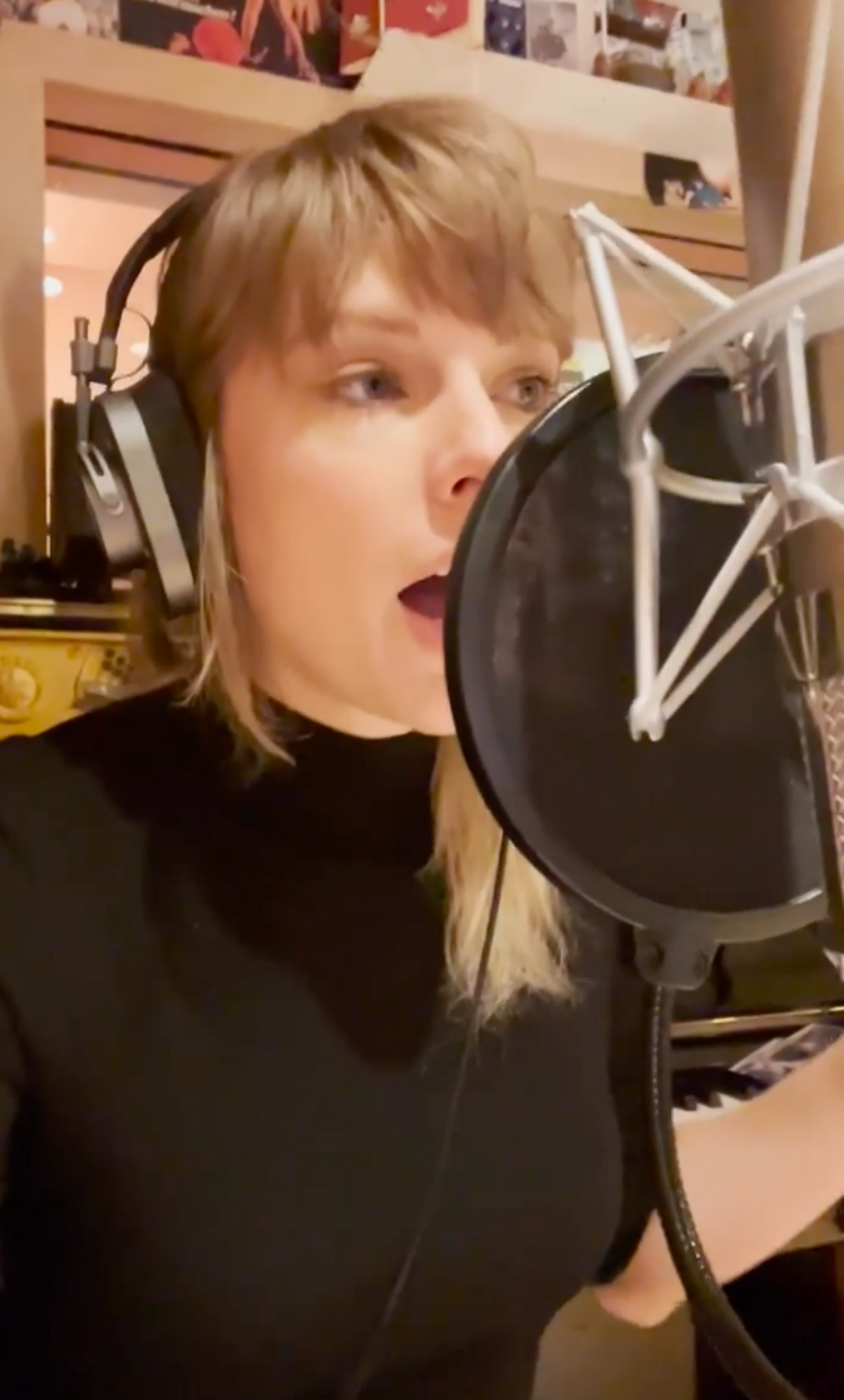 0418 Taylor Swift Music BTS 0