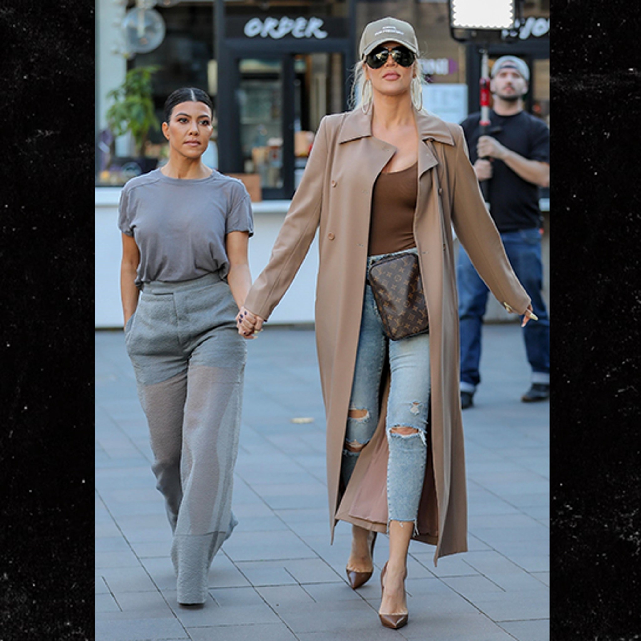 Khloe Kardashian Wears 'Kanye For 
