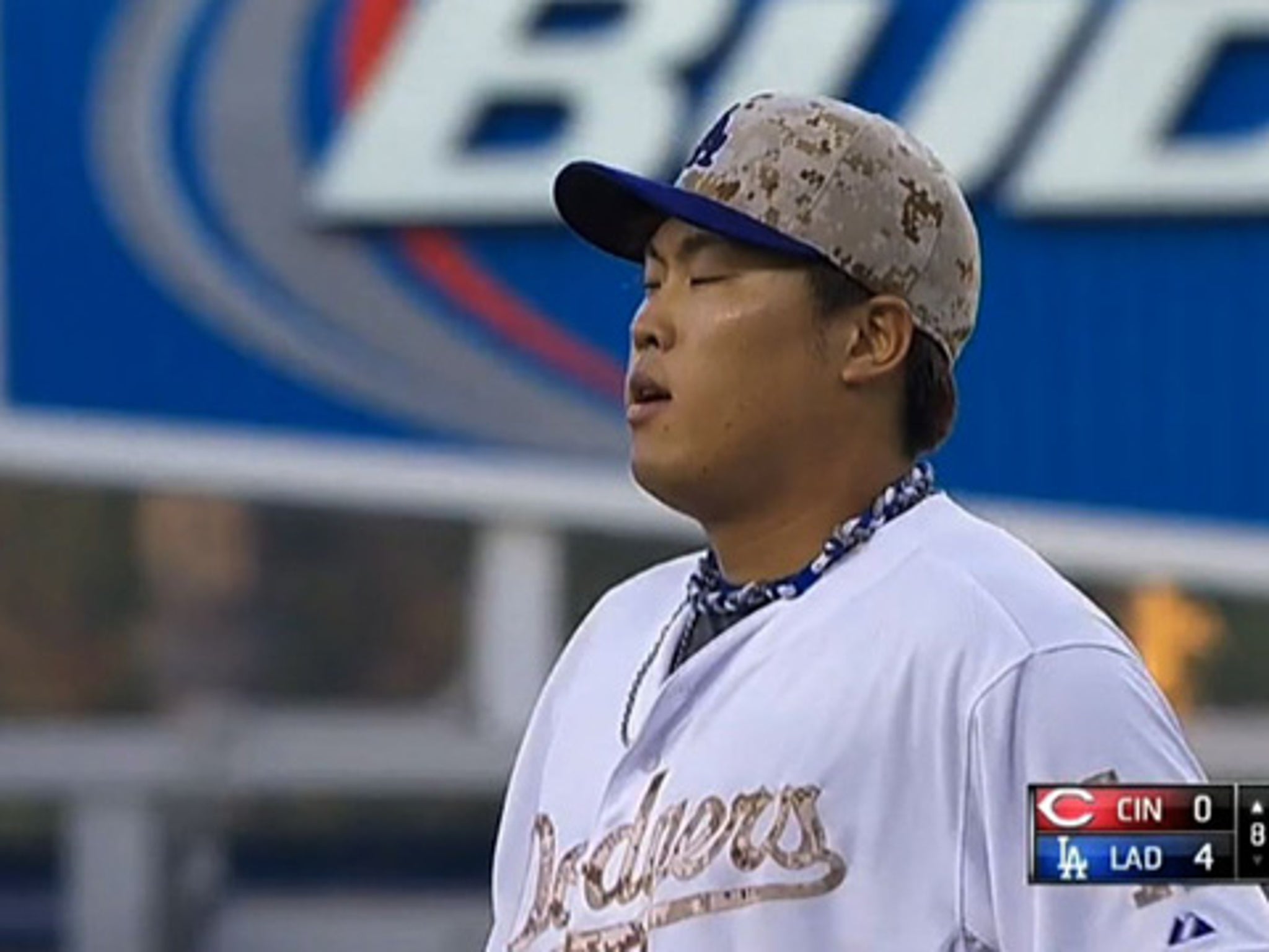 Hyun-jin Ryu -- DON'T BLAME ANNOUNCER FOR JINXING PERFECT GAME  Says Vin  Scully
