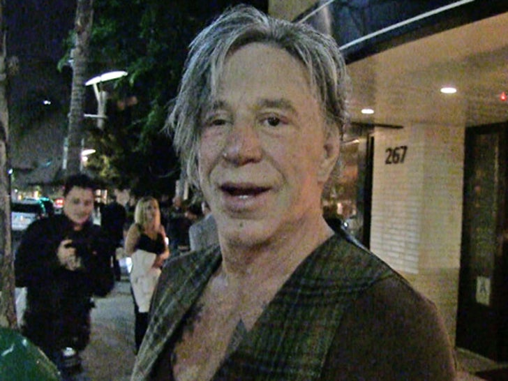 040515_mickey_rourke_primary