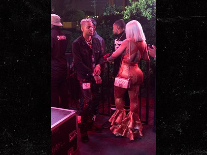 0827-blac-chyna-mechie-splash-01