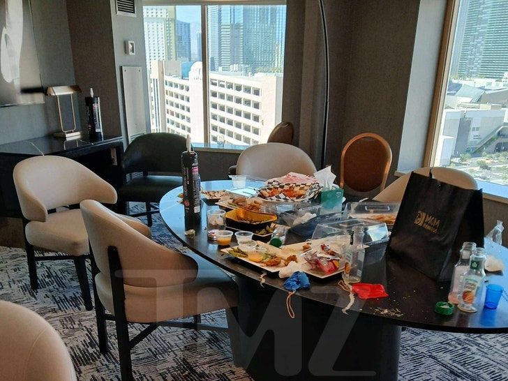 Chrisean Rock and Hoodtrophy Bino MGM Grand 1